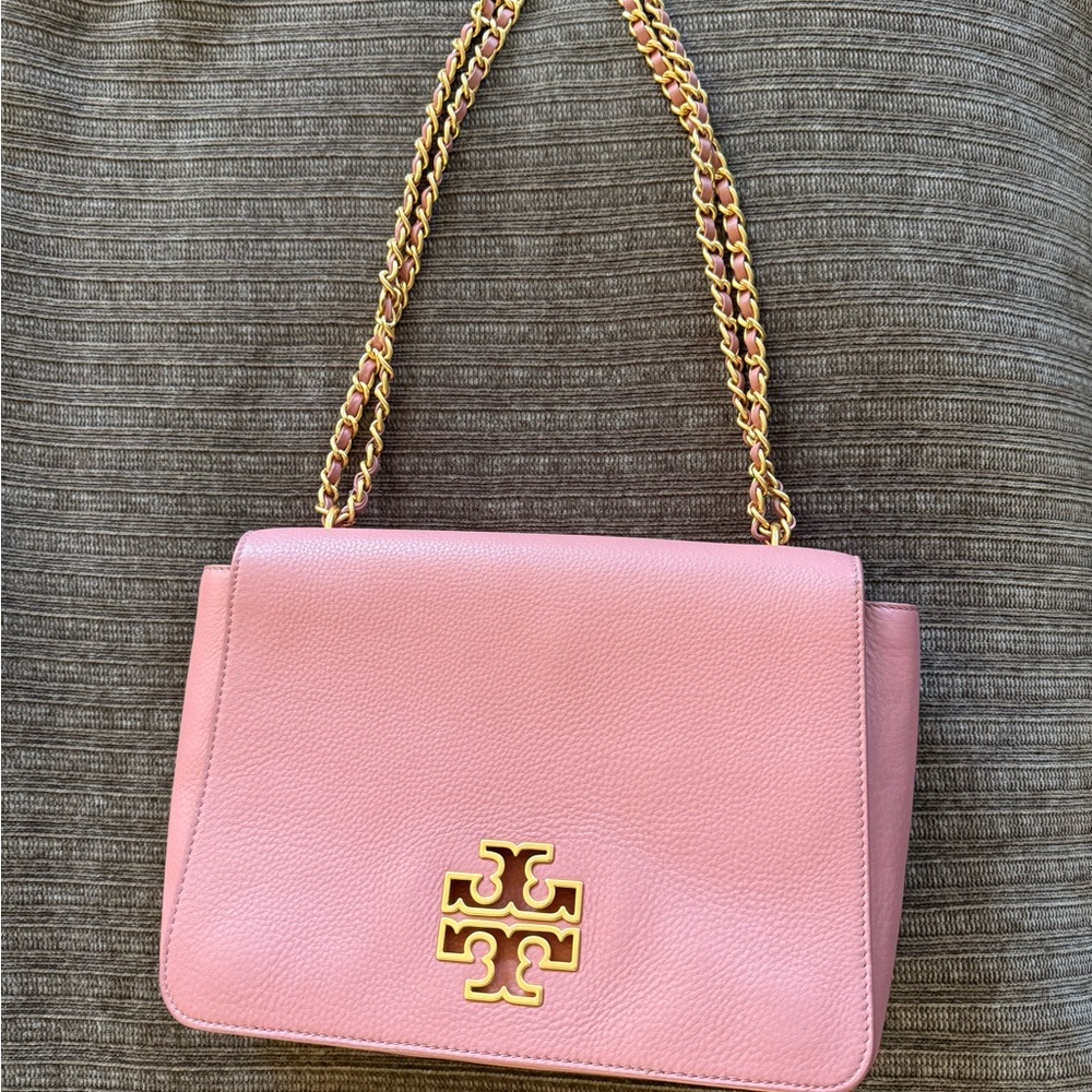Tory Burch Britten Adjustable Shoulder
Pink Leather Purse.